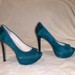 Boutique 9 platform shoes